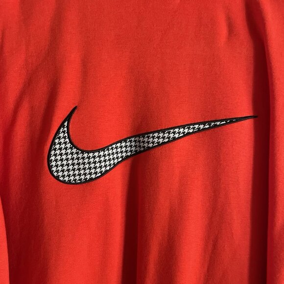 Nike Women 2X Red Fleece Sportswear Icon Clash Half-Zip Pullover Sweatshirt - Picture 12 of 12